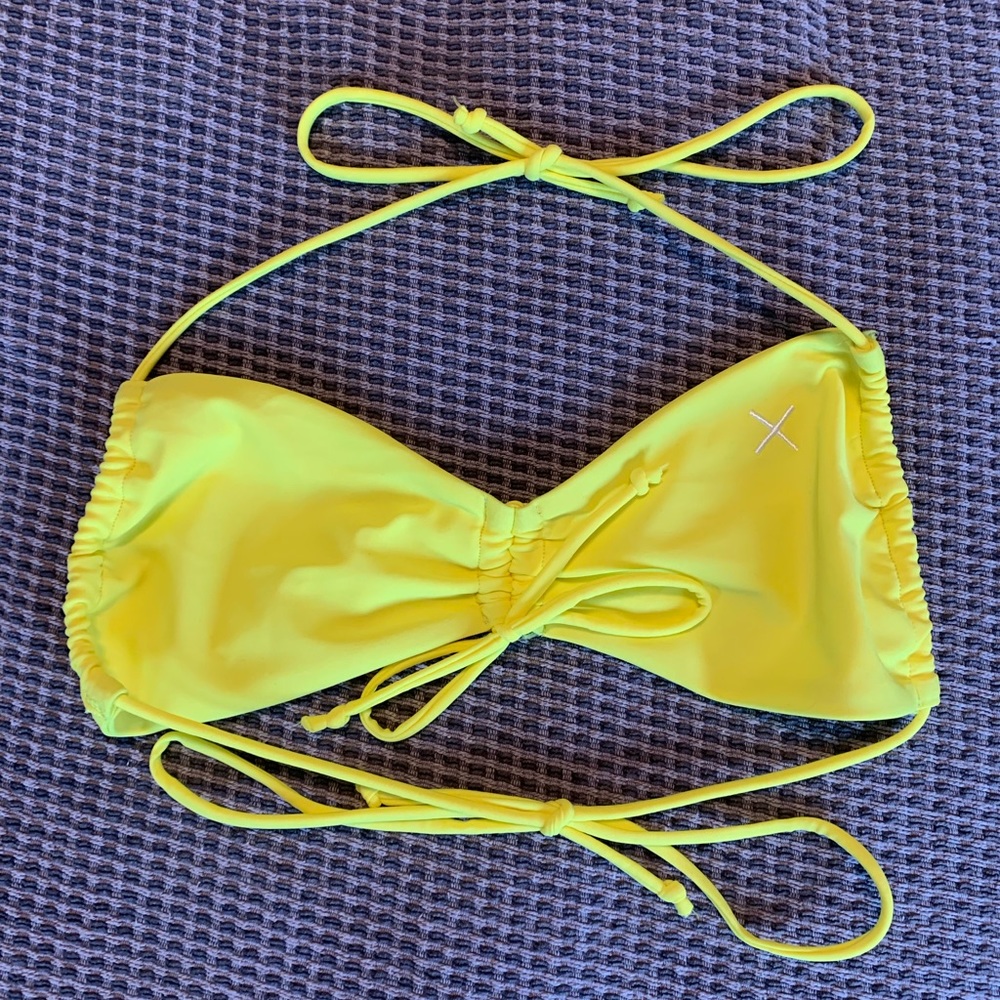 Boutine LA bikini top large pear